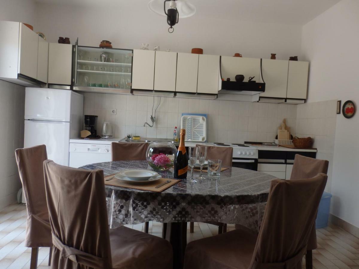 Apartments Rezek Супетарска-Драга Экстерьер фото
